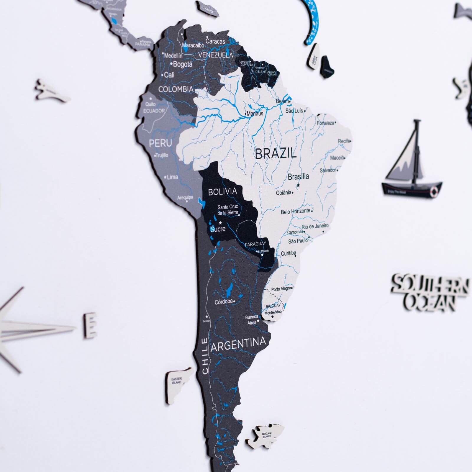 2D Wooden World Map Nordik - Image 5